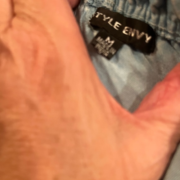 Style Envy Romper.  Size medium. On or off shoulder in blue - Picture 7 of 9